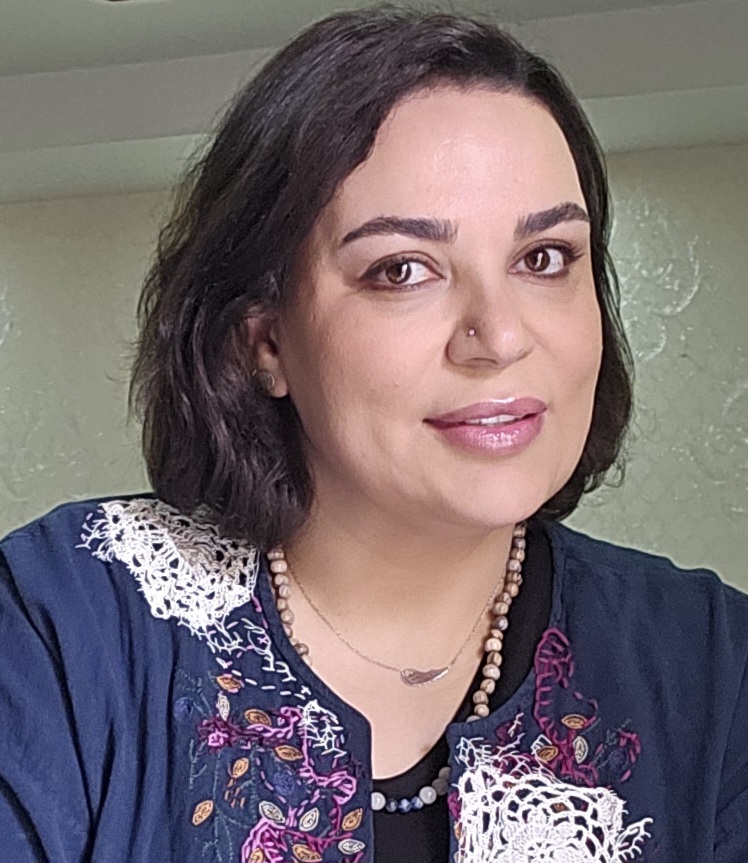 Azadeh Nikoo